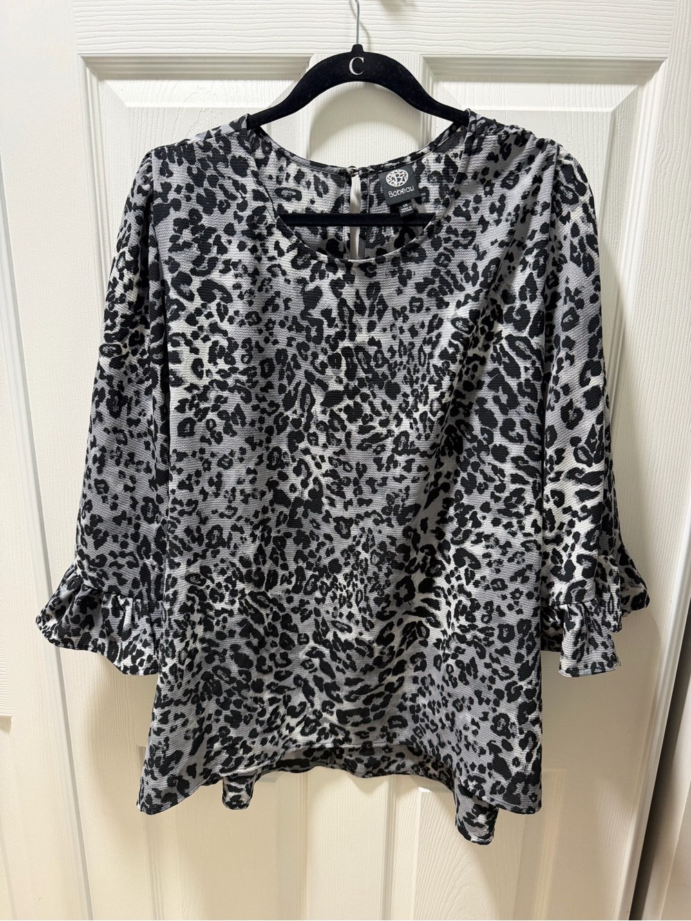 bobeau Black and Gray Leopard Print Ruffle Sleeve Blouse